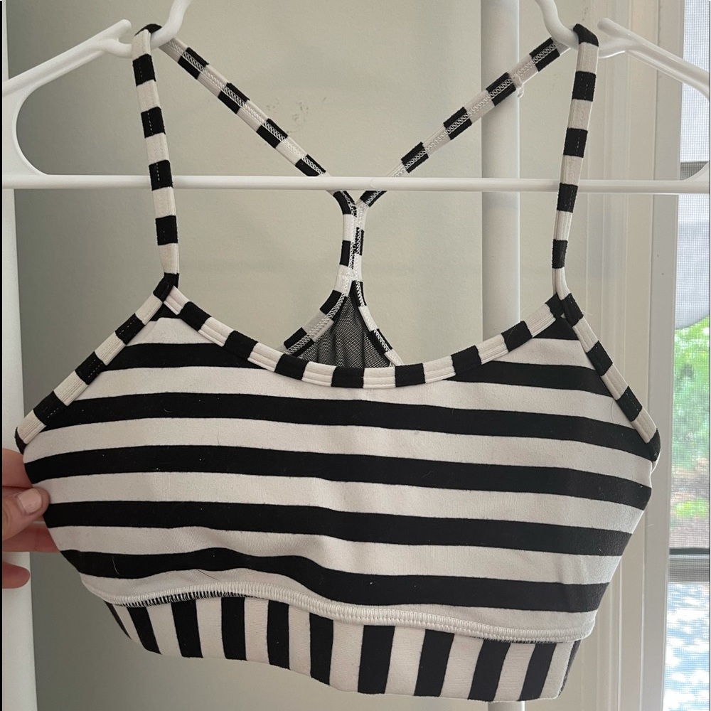 Lululemon Athletica Flow Y Bra